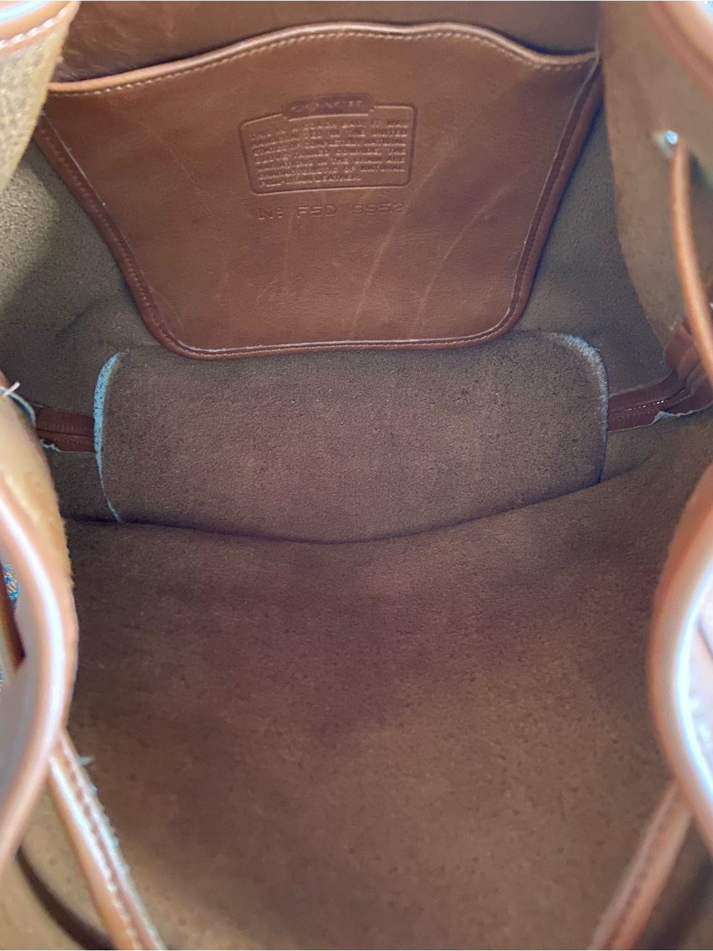 Vintage Coach Lula’s Legacy 9952 in British Tan! - Picture 10 of 10